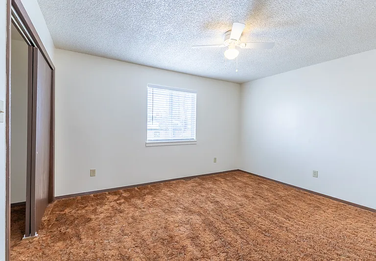 1205 Crook Ave #1 — Photo 13