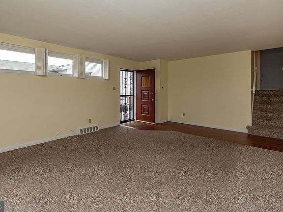 5th image of 122 Greenbriar Ln