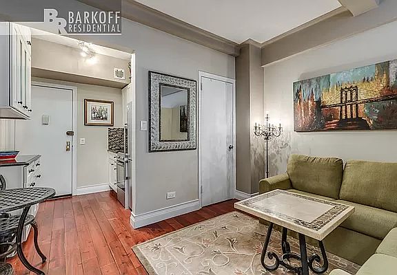 2nd image of 24 5th Ave APT 210
