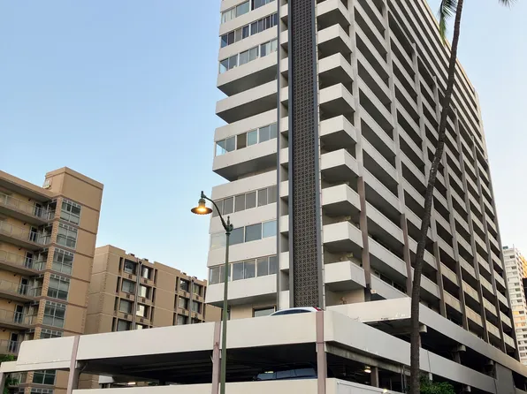 2421 Ala Wai Blvd #1104A, Honolulu, HI 96815