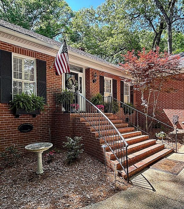 1st image of 22649 Alice Ln