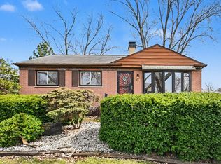 1S165 Buttercup Ln, Villa Park, IL 60181