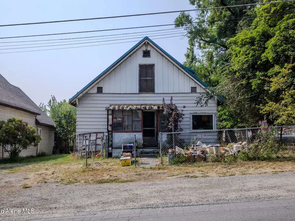 227 Jefferson Ave, Saint Maries, ID 83861