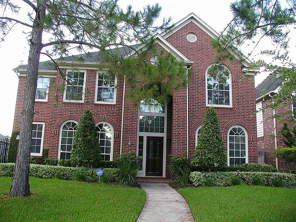 1st image of 2415 Netherwood Ct