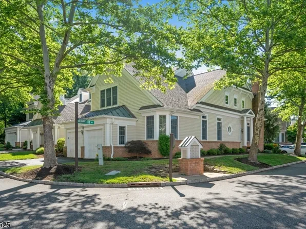 8 Hurlingham Club Road On, Far Hills Boro, NJ 07931