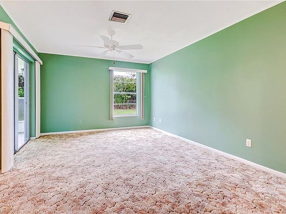 5th image of 3728 SW 1st Ave