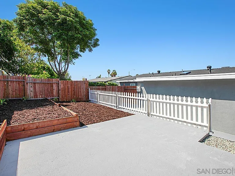 3244 Idlewild Way — Photo 14