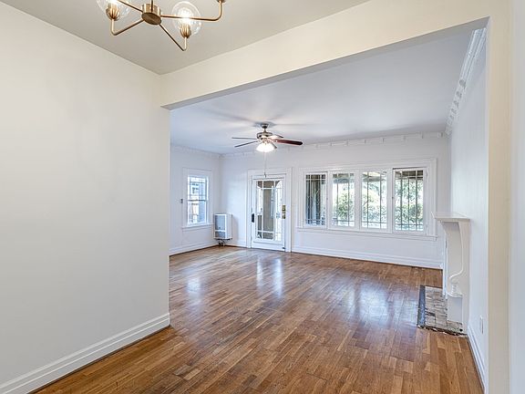 2nd image of 6116 De Longpre Ave #E0ffb1dc6