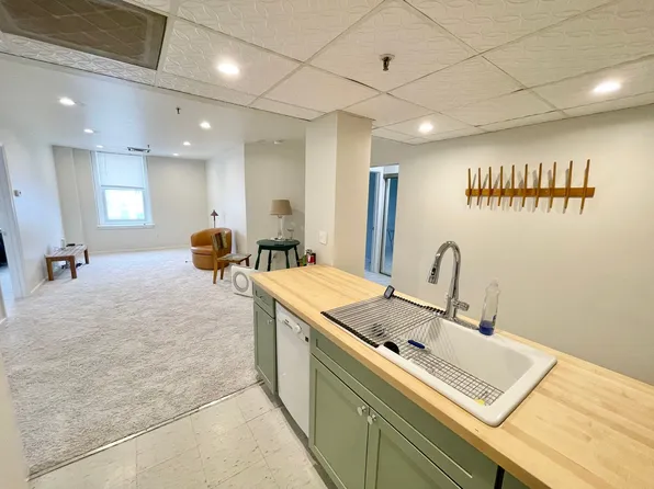 131 Main St Unit 508-1, Burlington, VT 05401