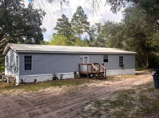 158 Cue Lake Dr, Hawthorne, FL 32640