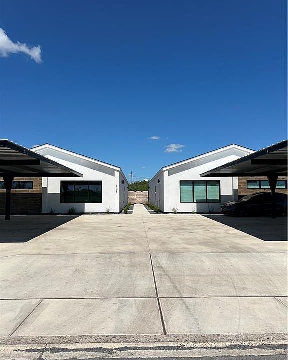 1st image of 408 Sparrow Rd #2