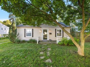 548 E Maplehurst St, Ferndale, MI 48220