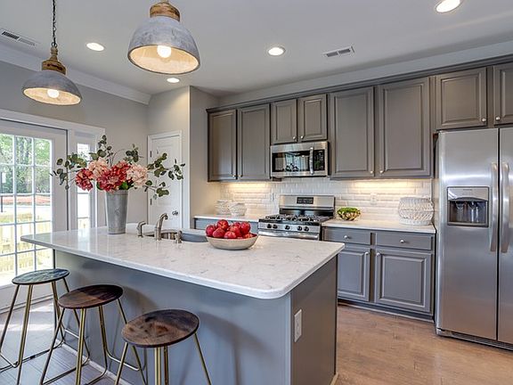 2nd image of 202 Wineberry Way