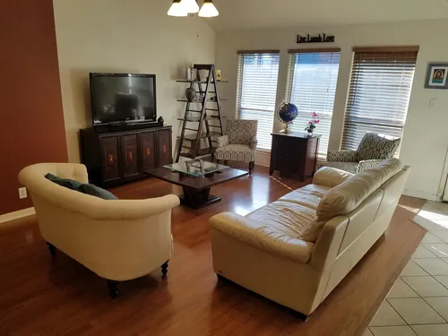 7307 Chenal Point Photo 1