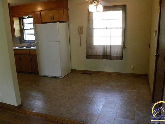 4th image of 2209 SE 22nd St