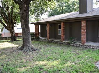 2717 S 57th St, Fort Smith, AR 72903