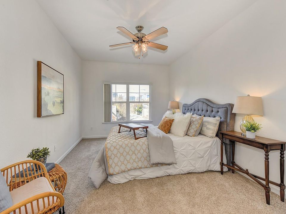 1st image of 1501 16th St APT 324