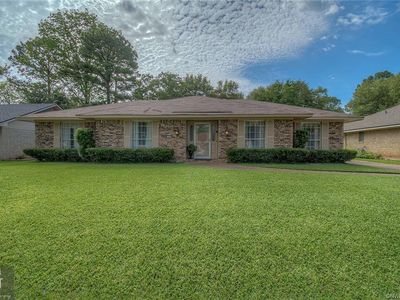 7341 Camelback Dr, Shreveport, LA, 71105