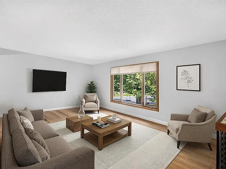 9983 Balmoral Ln — Photo 5