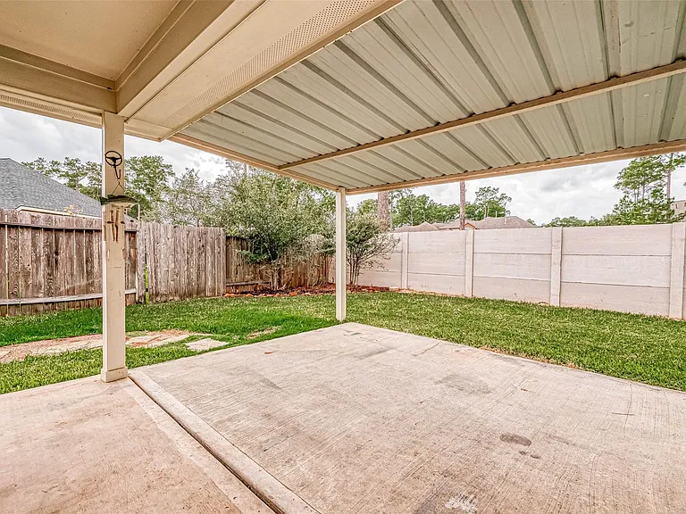 18903 Pinewood Point Ln — Photo 48