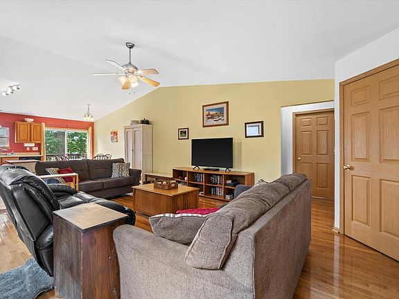 2nd image of 9921 271st AVENUE