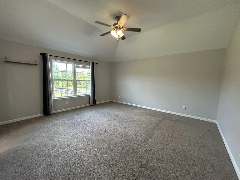 206 Summerhill Dr — Photo 9