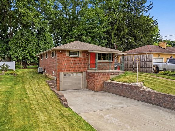 2nd image of 119 Pleasant Valley Blvd