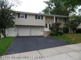 54 Gaub Rd, Old Bridge, NJ 08857