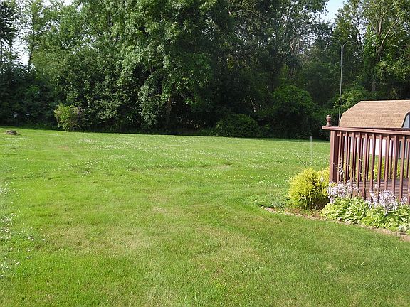 3rd image of 44 Timber Dr