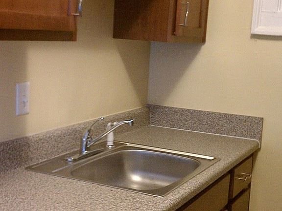 2nd image of 3009 Park Ave APT 3