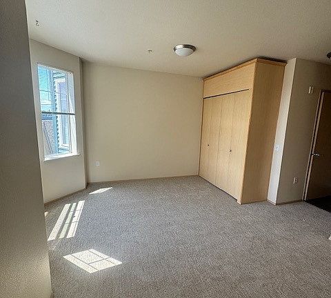 2nd image of 1409 Queen Anne Ave N #503