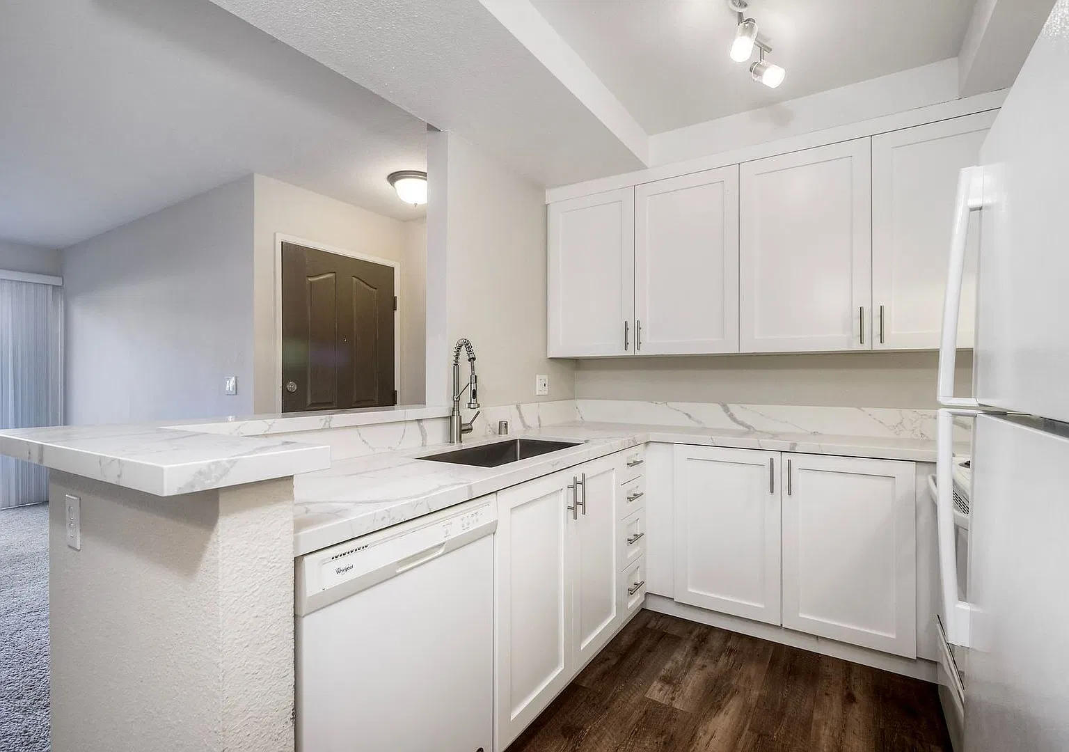 2024-042 432 Edgehill Lane Unit 193 — Photo 4
