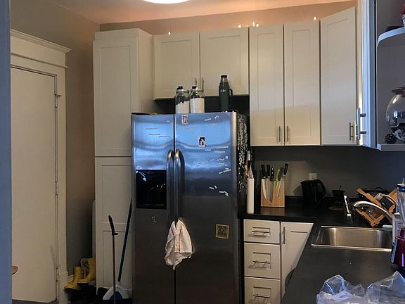 3rd image of 3950 Lyndale Ave S #2