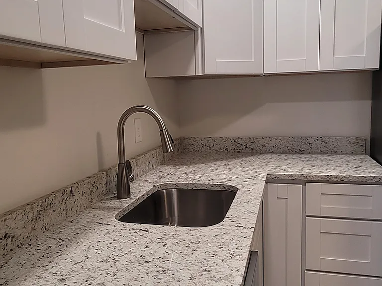 9 Lancelot Ct — Photo 3