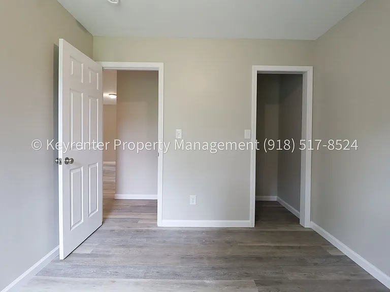 43 S Toledo Ave — Photo 10