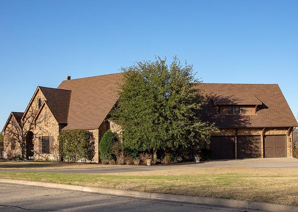 1st image of 1016 Meadow Lark Ln