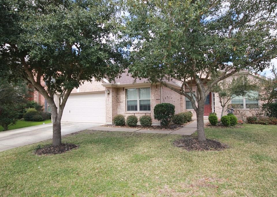 1st image of 16726 Canyon Whisper Dr