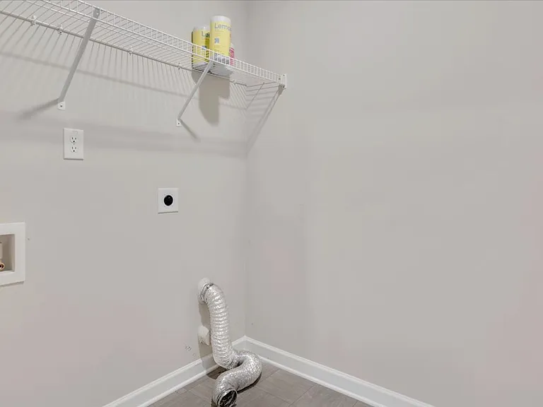 1127 Sims Dr — Photo 18