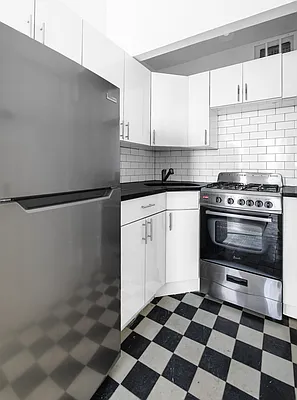 Rented by Compass | media 11