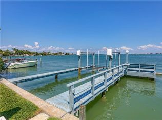 4535 Plaza Way, St Pete Beach, FL 33706
