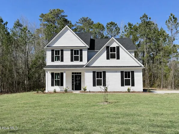 227 Hickory Lane, Hampstead, NC 28443