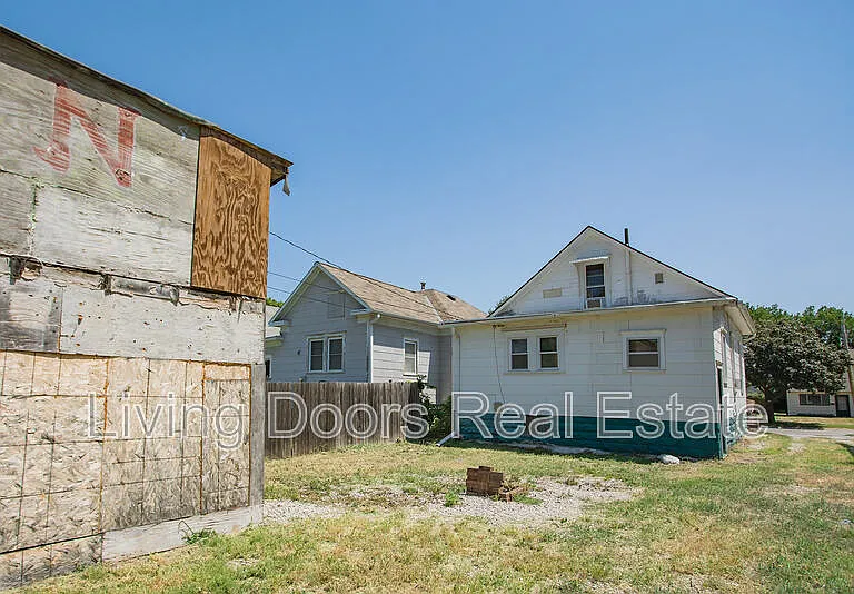 1025 N 8th St — Photo 8