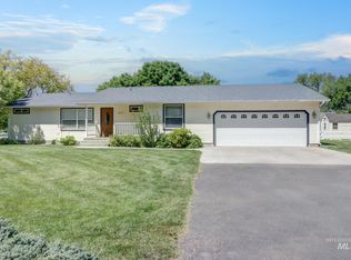 907 N 52nd St, Nampa, ID 83687
