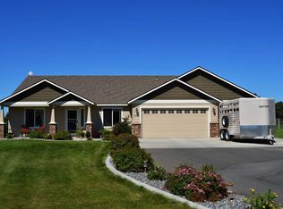 12216 Paige Ln, Prosser, WA 99350