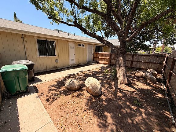2nd image of 246 W Belleview Ave APT B