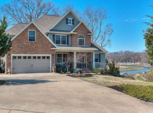 231 Madison Walk, Piney Flats, TN 37686