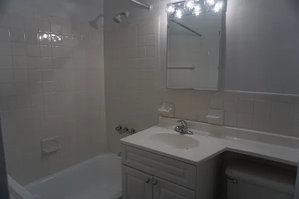 Rented by OOAKB&F INC | media 8