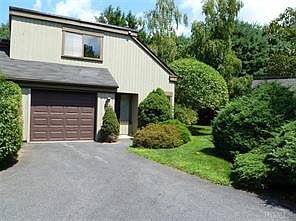 1st image of 101 Heritage Hill #B