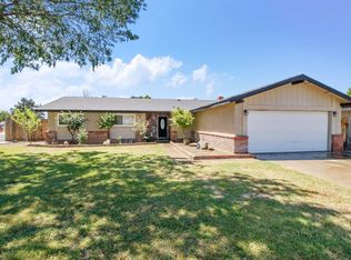 968 Purdue Ave, Clovis, CA 93611