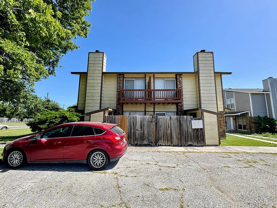 3001 Lake Rd